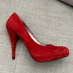Steve Madden 8.5 red heels